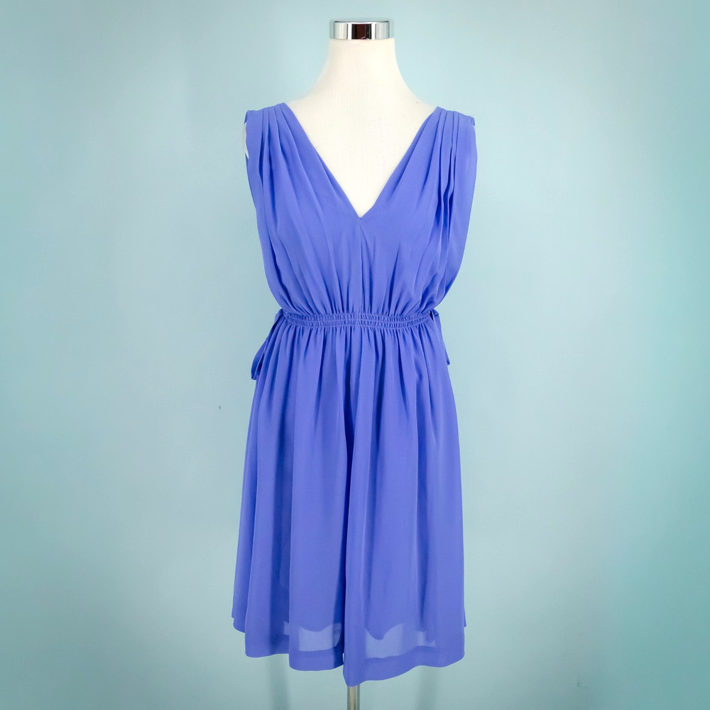 HD in Paris Size 0 Lavana Periwinkle Pleated V Neck Sleeveless Fit Flare Dress